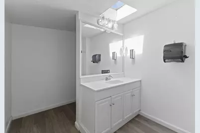 31 E Brookfield Rd, North Brookfield, MA 01535 - Photo 19