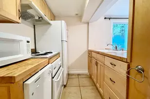 95 W Cedar St, Boston, MA 02114 - Photo 11