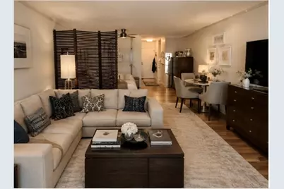 566 Commonwealth #804, Boston, MA 02215 - Photo 3