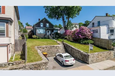 87 Stowe St, Fall River, MA 02720 - Photo 3