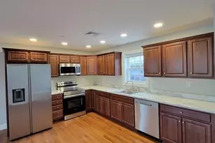 944 Warren Ave, Brockton, MA 02301 - Photo 3