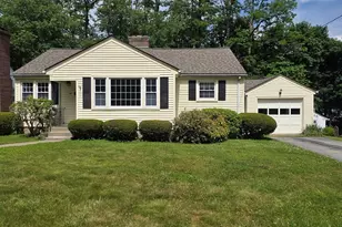 34 Wildrose Ave, Worcester, MA 01602 - Photo 3