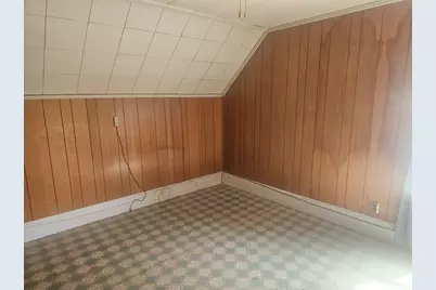 9 Spring St, Montague, MA 01376 - Photo 9