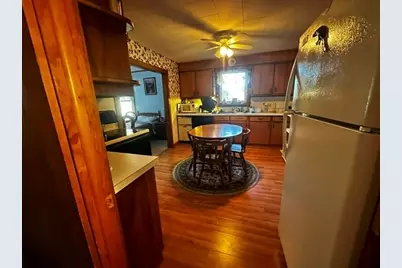 9 Spring St, Montague, MA 01376 - Photo 3