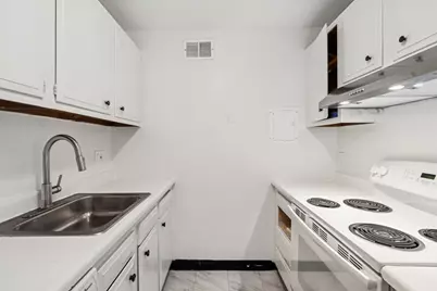 1105 Massachusetts Ave #4A, Cambridge, MA 02138 - Photo 3