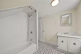15 Shepherd St, Gloucester, MA 01930 - Photo 11
