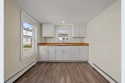 15 Shepherd St, Gloucester, MA 01930 - Photo 3