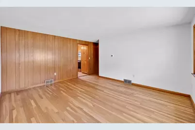 39 Northway Drive, Springfield, MA 01119 - Photo 7