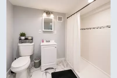 152 L St #1, Boston, MA 02127 - Photo 11