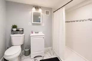 152 L St, Boston, MA 02127 - Photo 11
