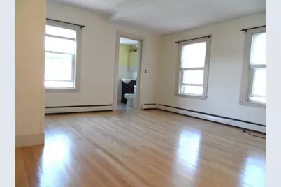 11 Chestnut Street #2R, Wakefield, MA 01880 - Photo 3