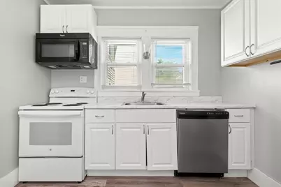 191 W Sixth St, Lowell, MA 01850 - Photo 11