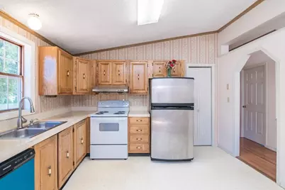 101 Stockbridge Street, Hadley, MA 01035 - Photo 11