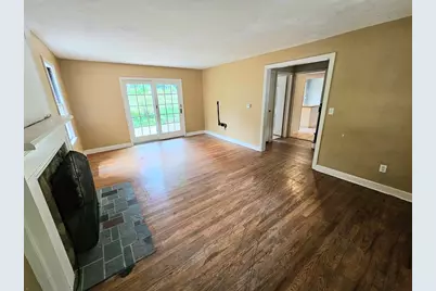 27 Lee Street, East Longmeadow, MA 01028 - Photo 13