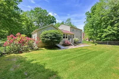 82 Wheeler St, Pepperell, MA 01463 - Photo 3