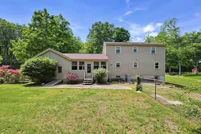 82 Wheeler St, Pepperell, MA 01463 - Photo 7