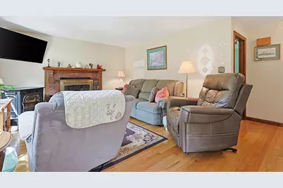 82 Wheeler St, Pepperell, MA 01463 - Photo 19