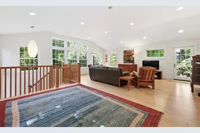 77 Pleasantview Avenue, Longmeadow, MA 01106 - Photo 9