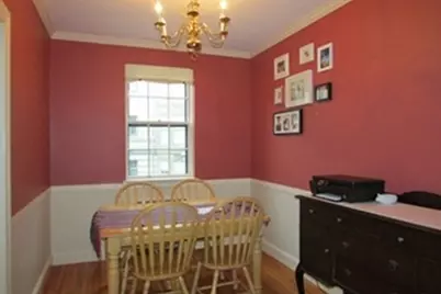 1498 Beacon St #4, Brookline, MA 02446 - Photo 7