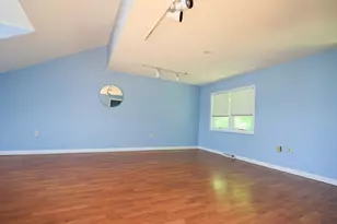 34 Farmland Rd, Lowell, MA 01850 - Photo 25