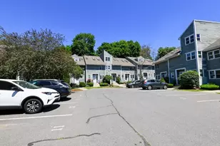 34 Farmland Rd, Lowell, MA 01850 - Photo 7