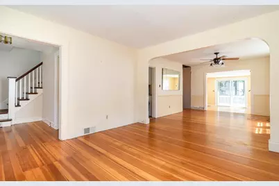 20 Circular Ave, Natick, MA 01760 - Photo 9