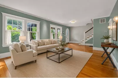 18 Eaton Ct #18, Wellesley, MA 02481 - Photo 5