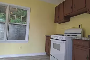 20 Temple St, Fitchburg, MA 01420 - Photo 5