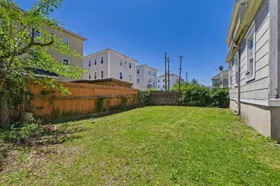 34 Jouvette St, New Bedford, MA 02744 - Photo 7