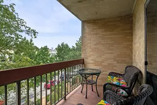 41 Centre St, Brookline, MA 02446 - Photo 5
