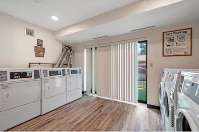 41 Centre St #305, Brookline, MA 02446 - Photo 21