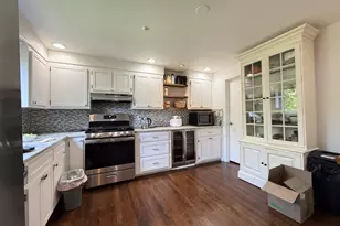 26 Hanmond Pond Parkway, Brookline, MA 02467 - Photo 5