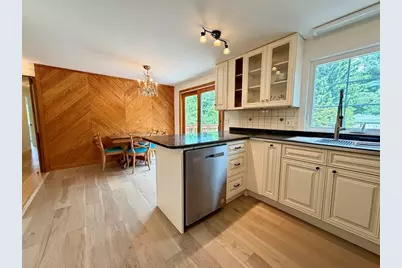 142 Yarmouth St, Longmeadow, MA 01106 - Photo 7