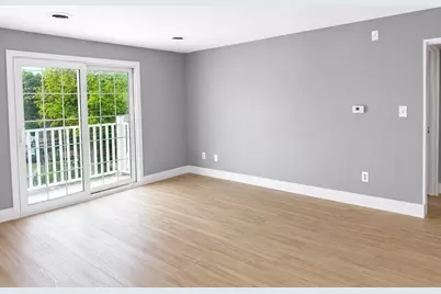 244 Mount Vernon St #9, Lawrence, MA 01843 - Photo 5