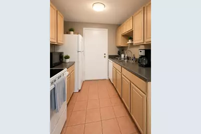 8 Village Rock Ln #3, Natick, MA 01760 - Photo 5
