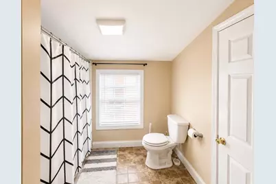 18 Linden Pl #2, Brookline, MA 02445 - Photo 9