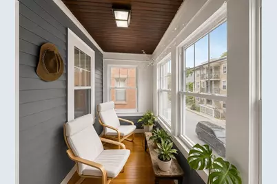 18 Linden Pl #2, Brookline, MA 02445 - Photo 7