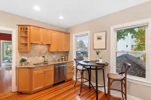 10 Marlboro St, Belmont, MA 02478 - Photo 3