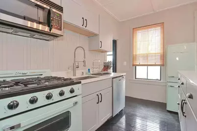71 North Holden St, North Adams, MA 01247 - Photo 15