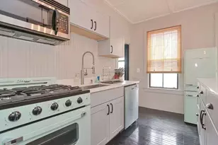 71 N Holden St, North Adams, MA 01247 - Photo 15