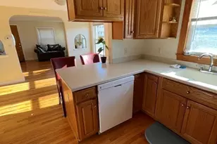 49 Deerfield St, Quincy, MA 02171 - Photo 3