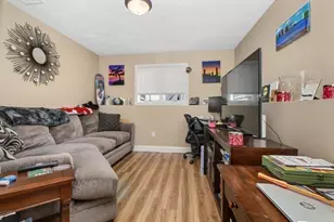 139 Suffolk Ave, Revere, MA 02151 - Photo 35