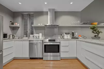 70 Clarendon St #1, Boston, MA 02116 - Photo 5
