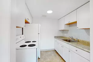 525 Highland Ave, Malden, MA 02148 - Photo 3