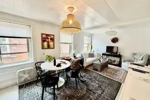 12 Hanover Ave, Boston, MA 02109 - Photo 3