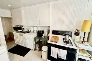 12 Hanover Ave, Boston, MA 02109 - Photo 9