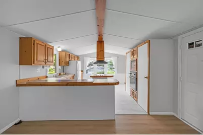 50 Park Ave, Sturbridge, MA 01566 - Photo 3
