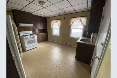 212 School Street #2, Taunton, MA 02780 - Photo 1