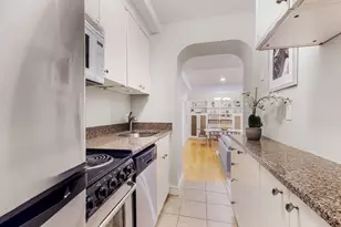 278 Clarendon St, Boston, MA 02116 - Photo 7