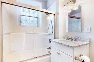 278 Clarendon St, Boston, MA 02116 - Photo 11